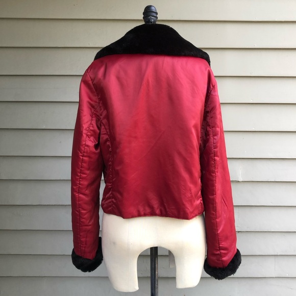 Danier Red Cropped ThemoLite Jacket Liner Bomber Black Faux Fur Collar Cuffs S/M - Picture 11 of 17